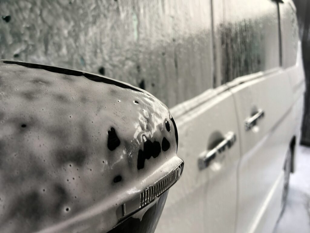 Best car shampoo in India by 11Oils for effective paint care.
